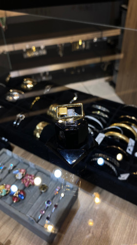 انگشتر زنانه مربعی سایز ۶