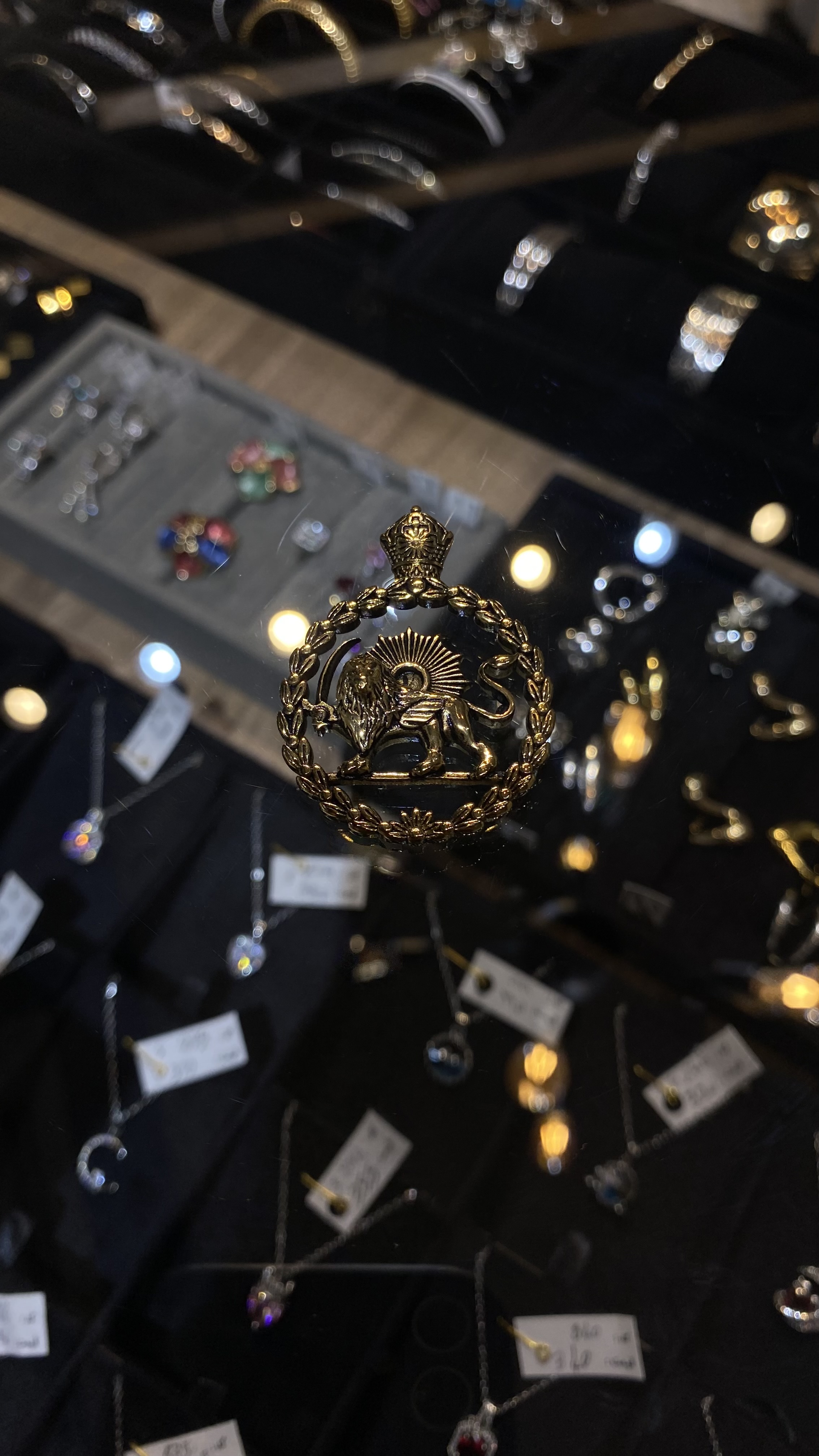 پلاک شیرو خورشید استیل با کیفیت ساخت عالی رنگ ثابت